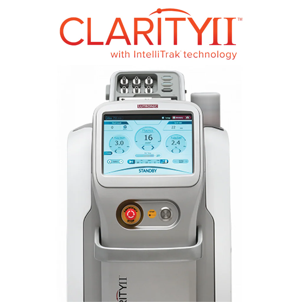 Découvrez Clarity II : la technologie avancée pour une peau nette et éclatante, idéale pour votre routine beauté.