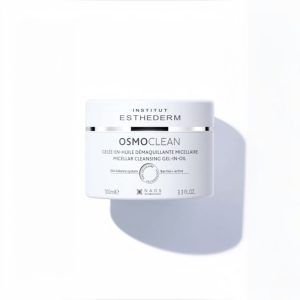 La Gelée-en-Huile Micellaire Osmoclean Esthederm dissout efficacement le maquillage et les impuretés pour une peau propre, douce et confortable.